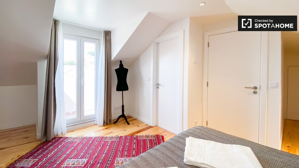 Apartment Lisbon, 2 beds — photo 13