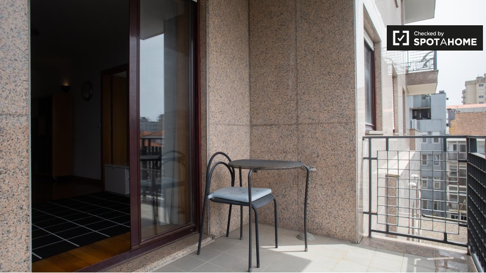 Apartment Porto, 1 bed, 60m² — photo 8