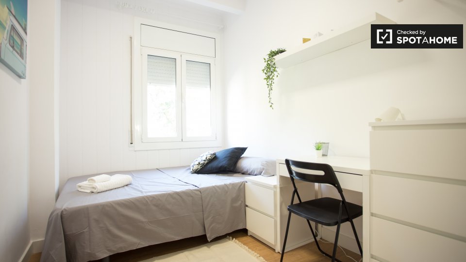 Double room Barcelona, 4 beds — photo 1
