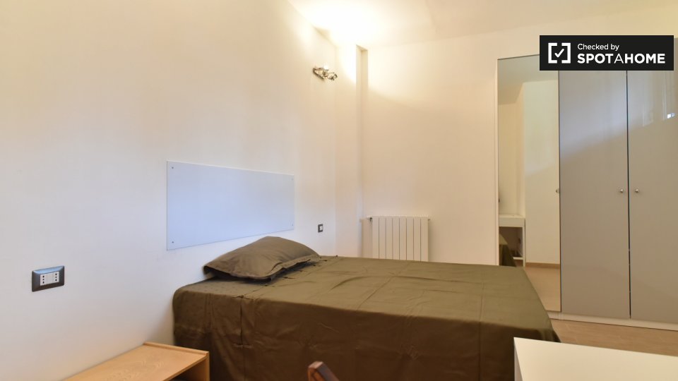 Double room Rome, 3 beds, 120m² — photo 6