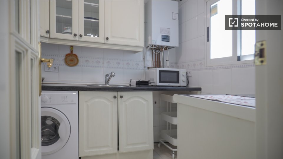 Apartment Madrid, 2 beds — photo 17