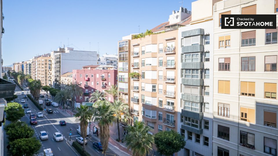 Double room Valencia, 6 beds — photo 3