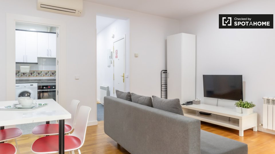 Apartment Madrid, 2 beds, 80m² — photo 1