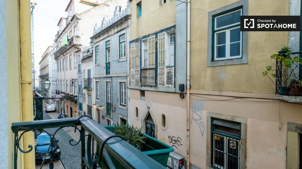 Apartment Lisbon, 1 bed — photo 14