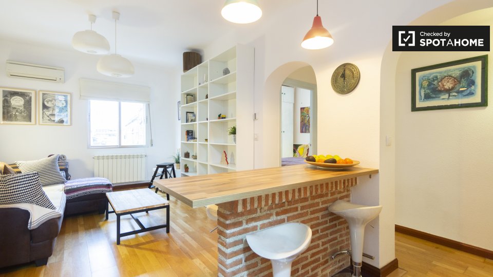 Apartment Madrid, 1 bed, 68m² — photo 1