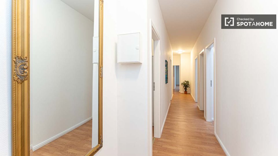 Double room Berlin, 12 beds, 170m² — photo 45