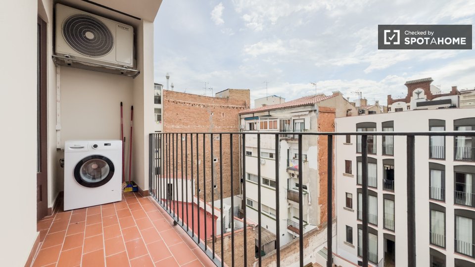 Apartment Barcelona, 2 beds, 74m² — photo 36