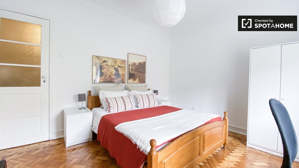 Double room Lisbon, 4 beds — photo 3