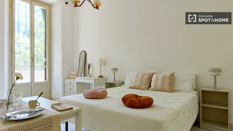 Apartment Milan, 1 bed — photo 4