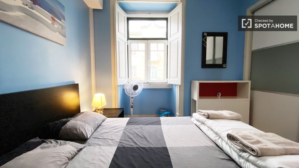 Double room Lisbon, 5 beds, 110m² — photo 43