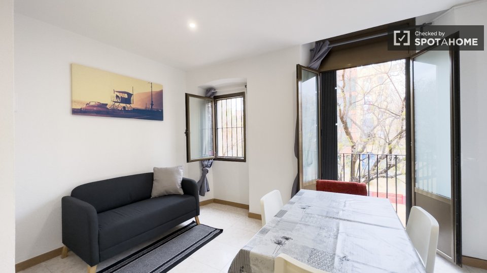 Apartment Barcelona, 1 bed, 50m² — photo 1