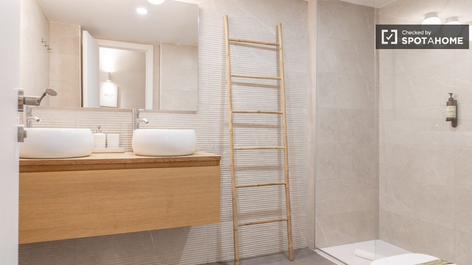 Apartment Madrid, 1 bed — photo 31