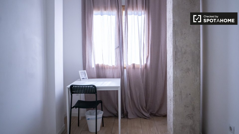 Double room Valencia, 6 beds — photo 7