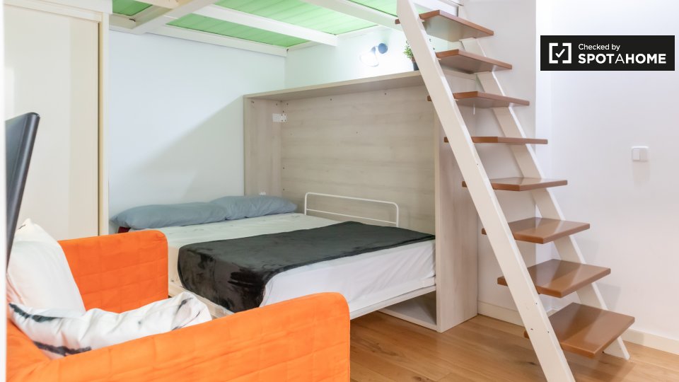 Apartment mono Madrid, 27m² — photo 1