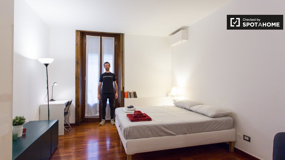 Double room Milan, 4 beds — photo 22