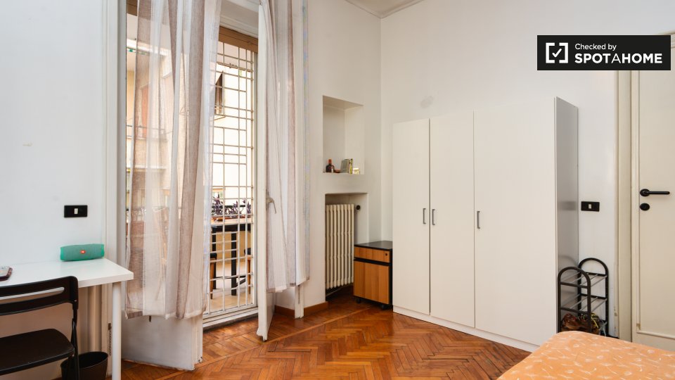 Double room Rome, 5 beds — photo 4