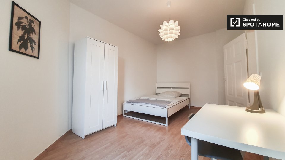 Double room Berlin, 2 beds, 40m² — photo 5