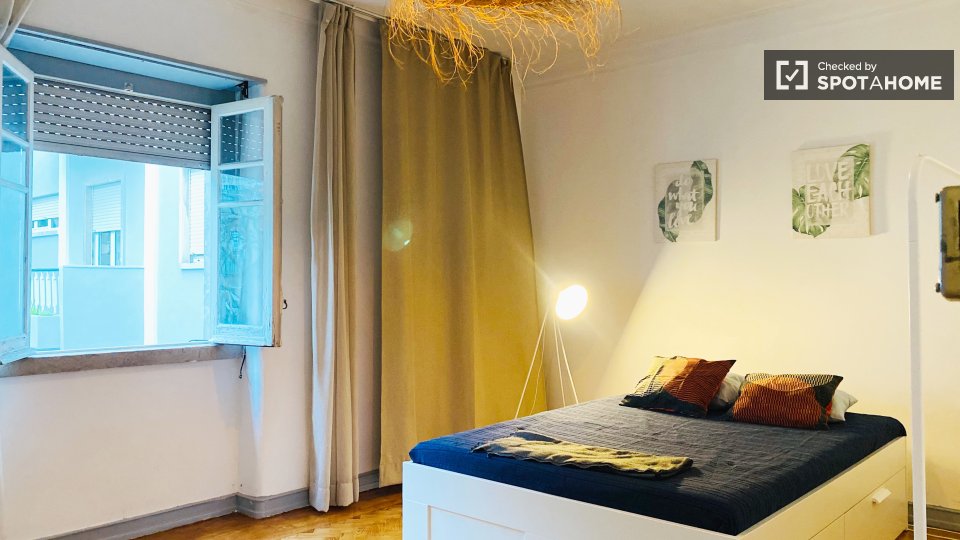 Double room Lisbon, 5 beds, 120m² — photo 25