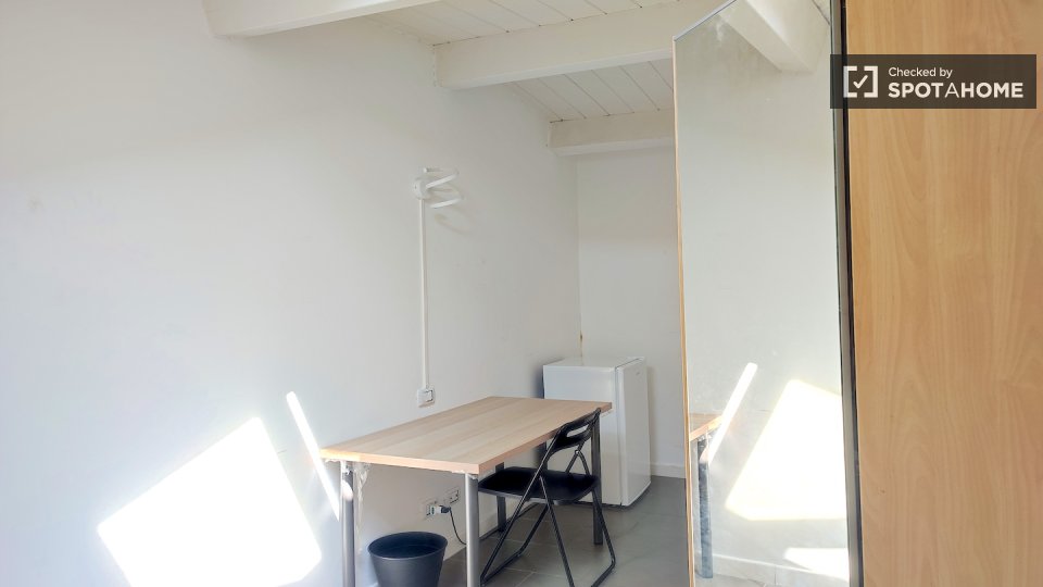 Double room Rome, 4 beds — photo 15