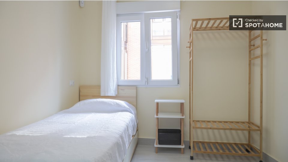 Apartment mono Madrid — photo 9
