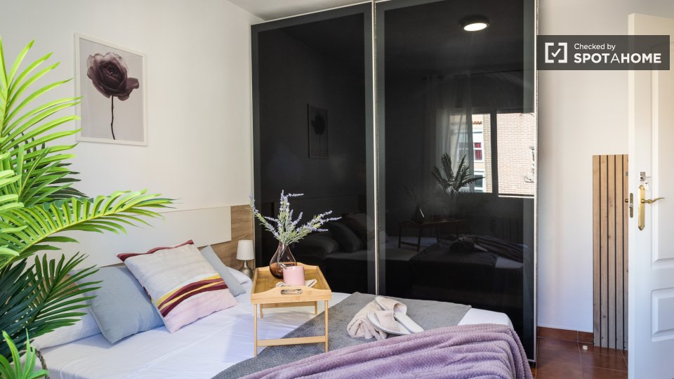 Double room Madrid, 4 beds — photo 7