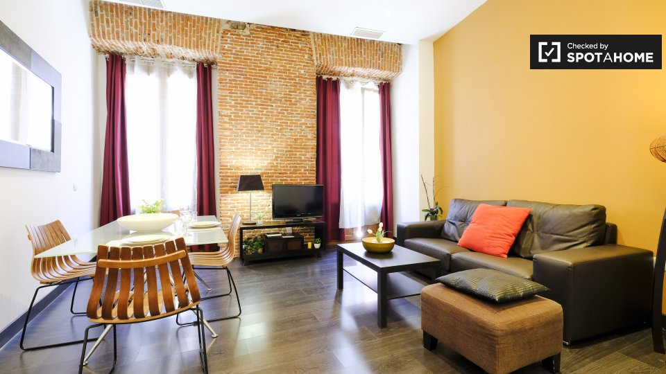 Apartment Madrid, 2 beds, 1m² — photo 1