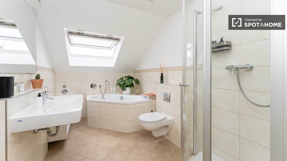 Apartment Berlin, 1 bed, 75m² — photo 26