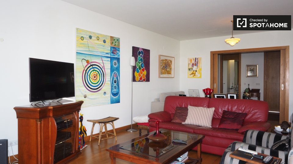 Double room Lisbon, 2 beds, 165m² — photo 17