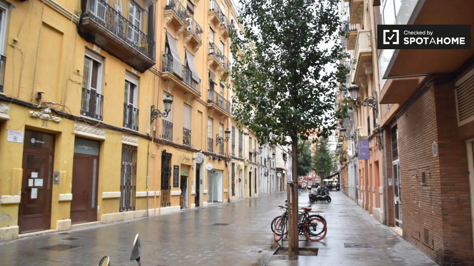 Apartment Valencia, 2 beds — photo 2