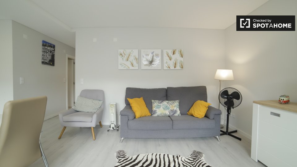 Apartment Lisbon, 1 bed, 200m² — photo 2