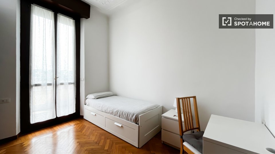 Camera doppia Milano, 2 camere — foto 3