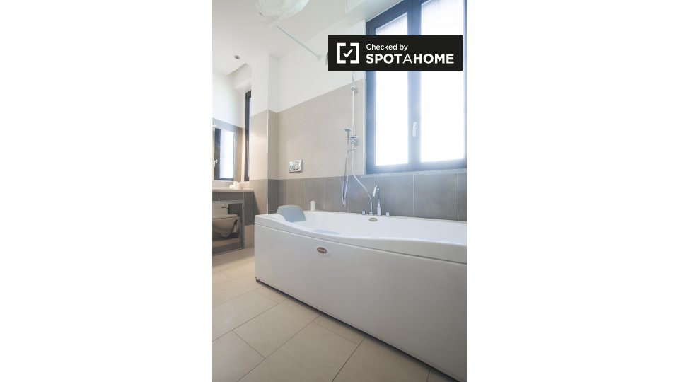 Double room Milan, 2 beds, 100m² — photo 2