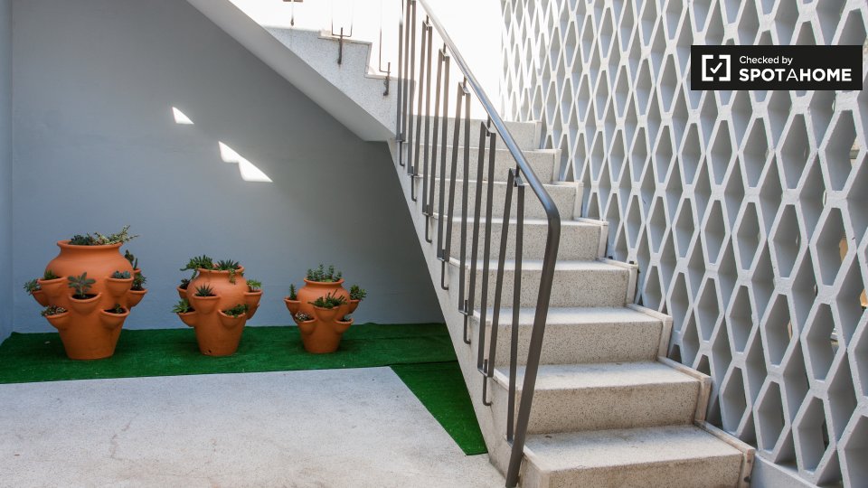 Double room Porto, 5 beds, 300m² — photo 16