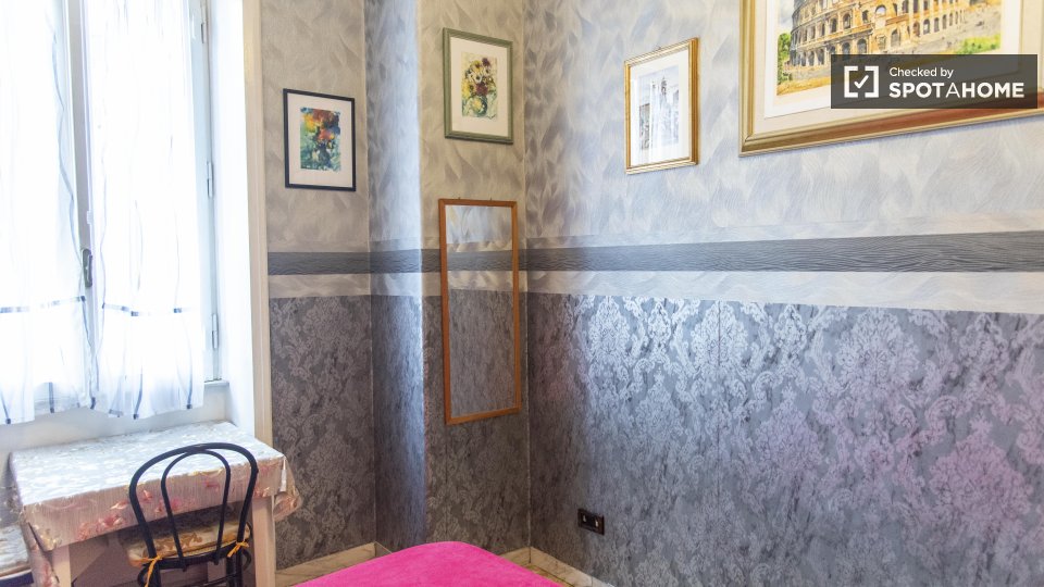 Double room Rome, 4 beds, 90m² — photo 34