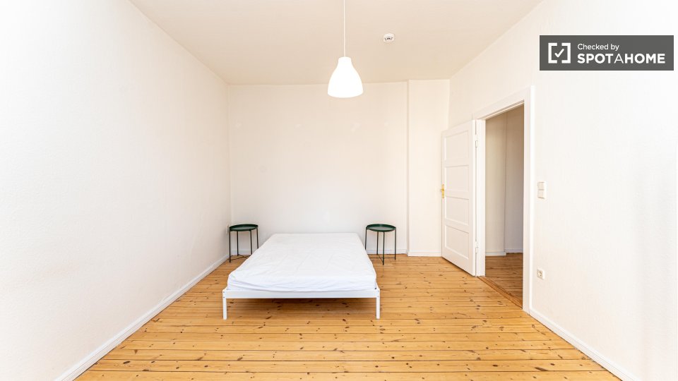 Apartment Berlin, 1 bed, 52m² — photo 2