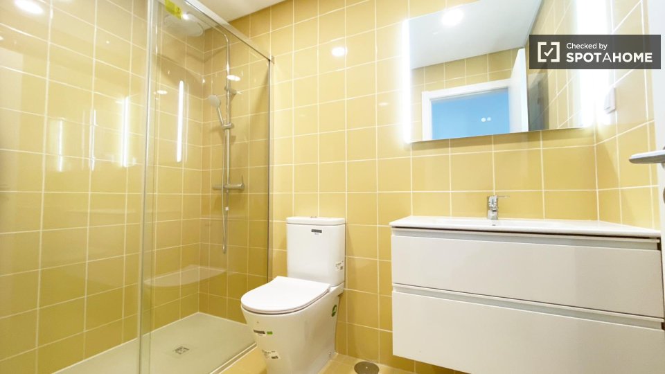 Apartment Lisbon, 1 bed — photo 2