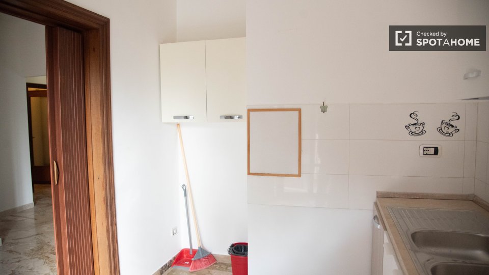 Double room Rome, 4 beds — photo 15