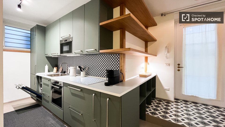 Apartment Milan, 1 bed — photo 1
