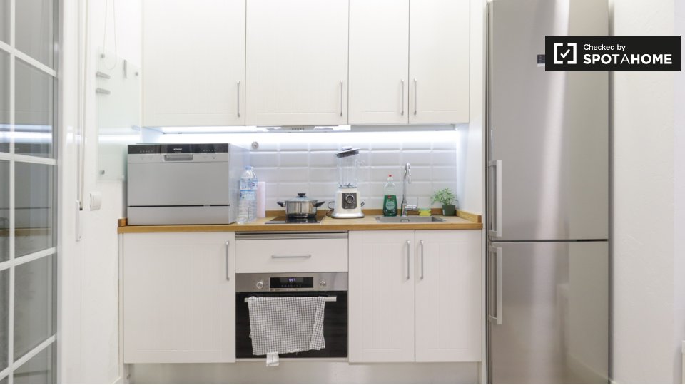 Apartment Madrid, 1 bed, 34m² — photo 11