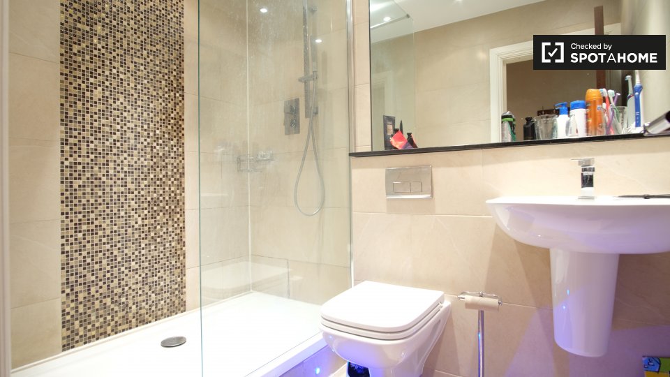 Double room London, 4 beds — photo 6