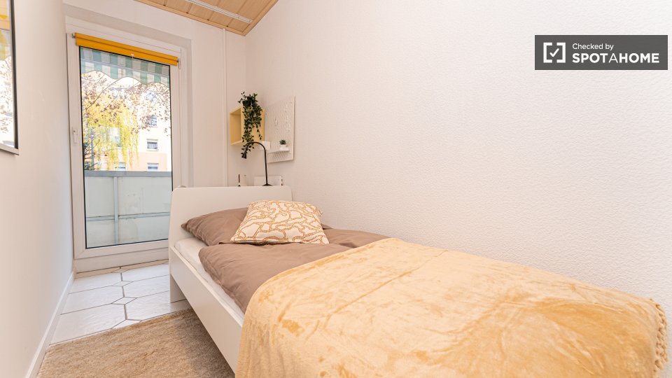 Double room Berlin, 4 beds, 67m² — photo 5