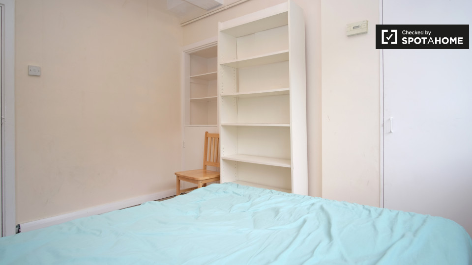 Double room London, 5 beds — photo 3