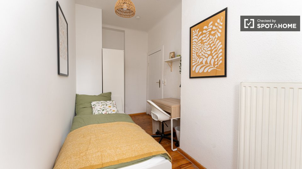 Double room Berlin, 4 beds, 56m² — photo 17