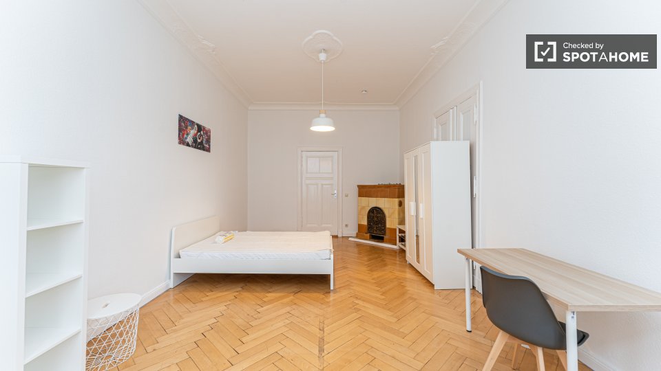 Double room Berlin, 3 beds — photo 10