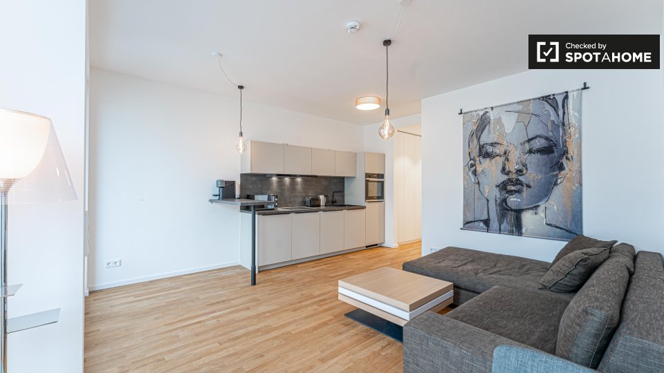 Apartment Berlin, 1 bed, 53m² — photo 1