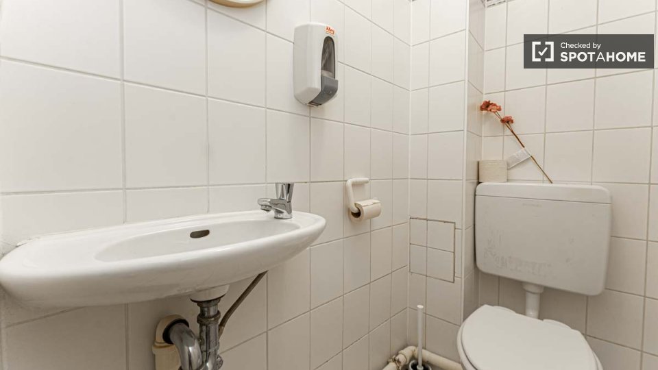 Double room Berlin, 12 beds, 170m² — photo 40