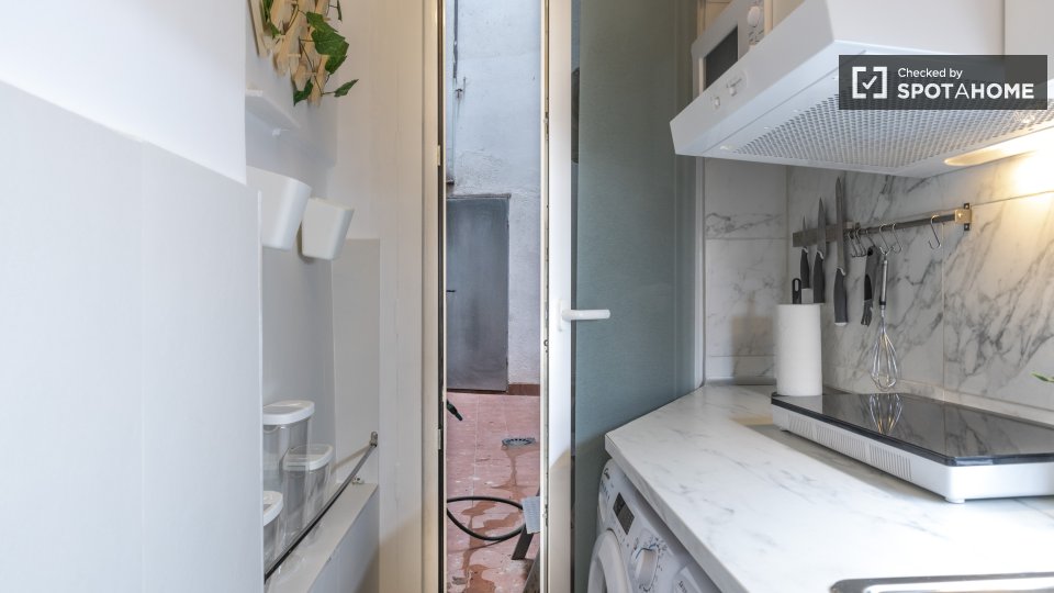 Apartment Madrid, 1 bed — photo 14