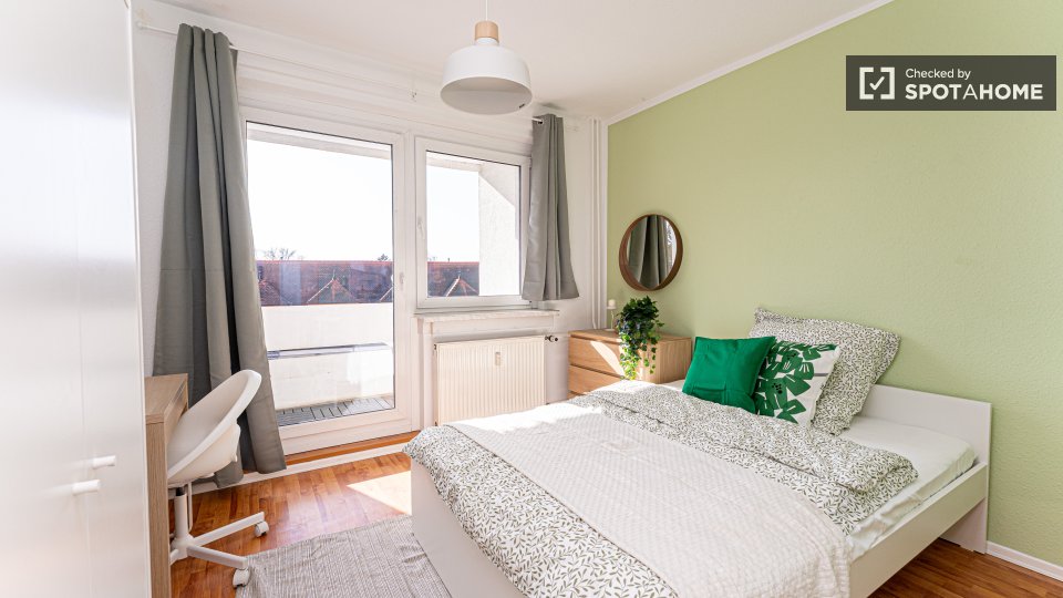 Double room Berlin, 7 beds, 115m² — photo 3