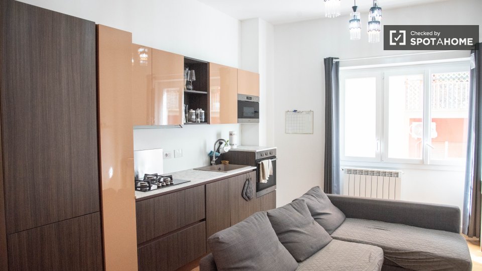 Apartment Rome, 1 bed — photo 18