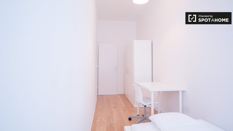 Double room Berlin, 6 beds — photo 2